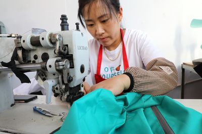 山東濱州:鄉村建設戶外裝備微工廠 婦女&ldquo;家門口&rdquo;就業增收