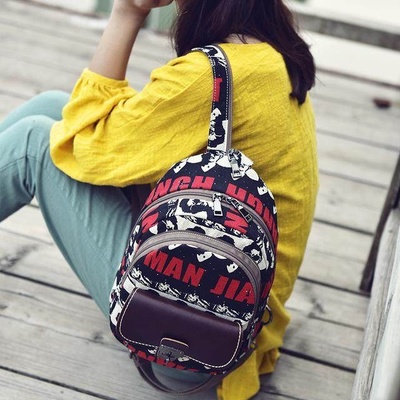 一日游背旅行包太麻煩啦,不如試試這幾款胸包吧