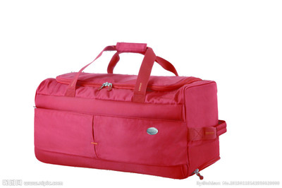 紅色旅行包設(shè)計(jì)圖 PSD分層素材解析與設(shè)計(jì)圖庫(kù)應(yīng)用